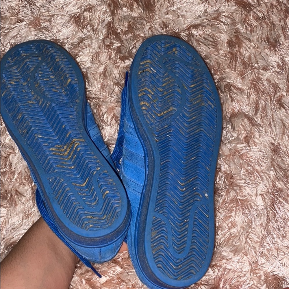 blue adidas - Picture 6 of 6